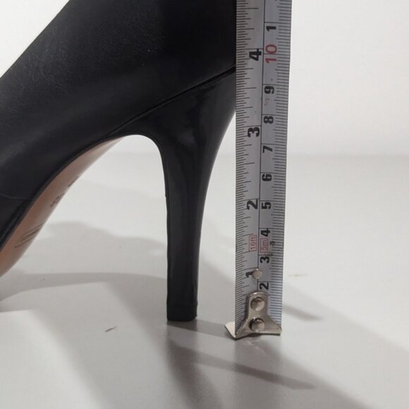 Coach Ellin Black pointed toe leather pump size 9.5B - Picture 12 of 12